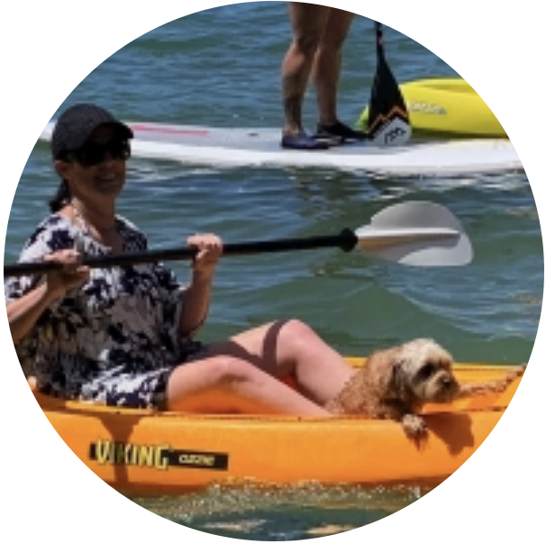 EMMA & ROXY